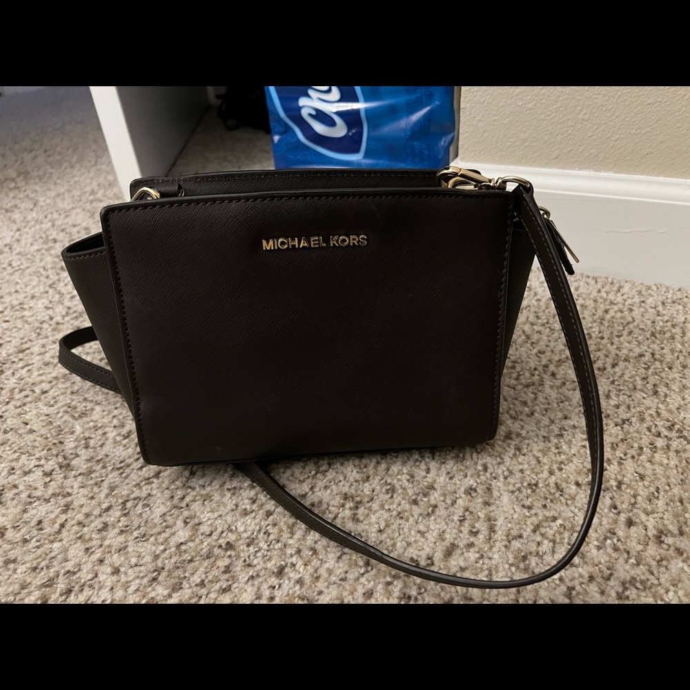 Michael Kors crossbody bag